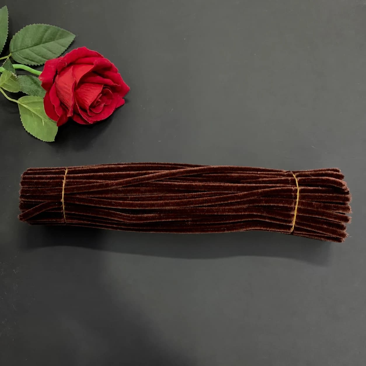 Pipe Cleaner (100 pcs/pack) — 8 mm in Dark Coffee